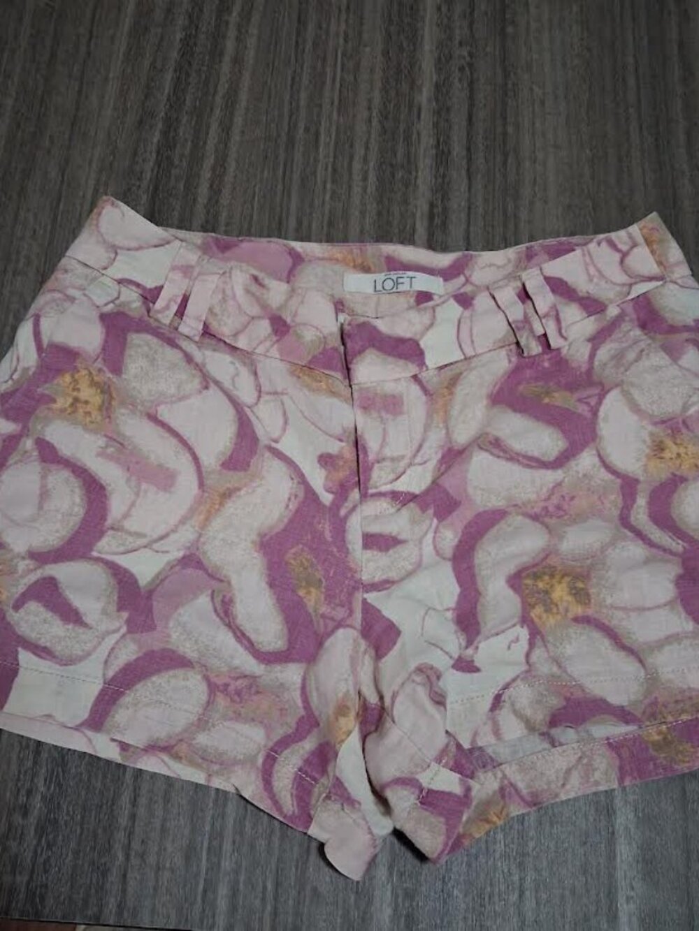 LOFT 100% Linen Floral Shorts Size 2 (Fits Size 4) with Pockets
